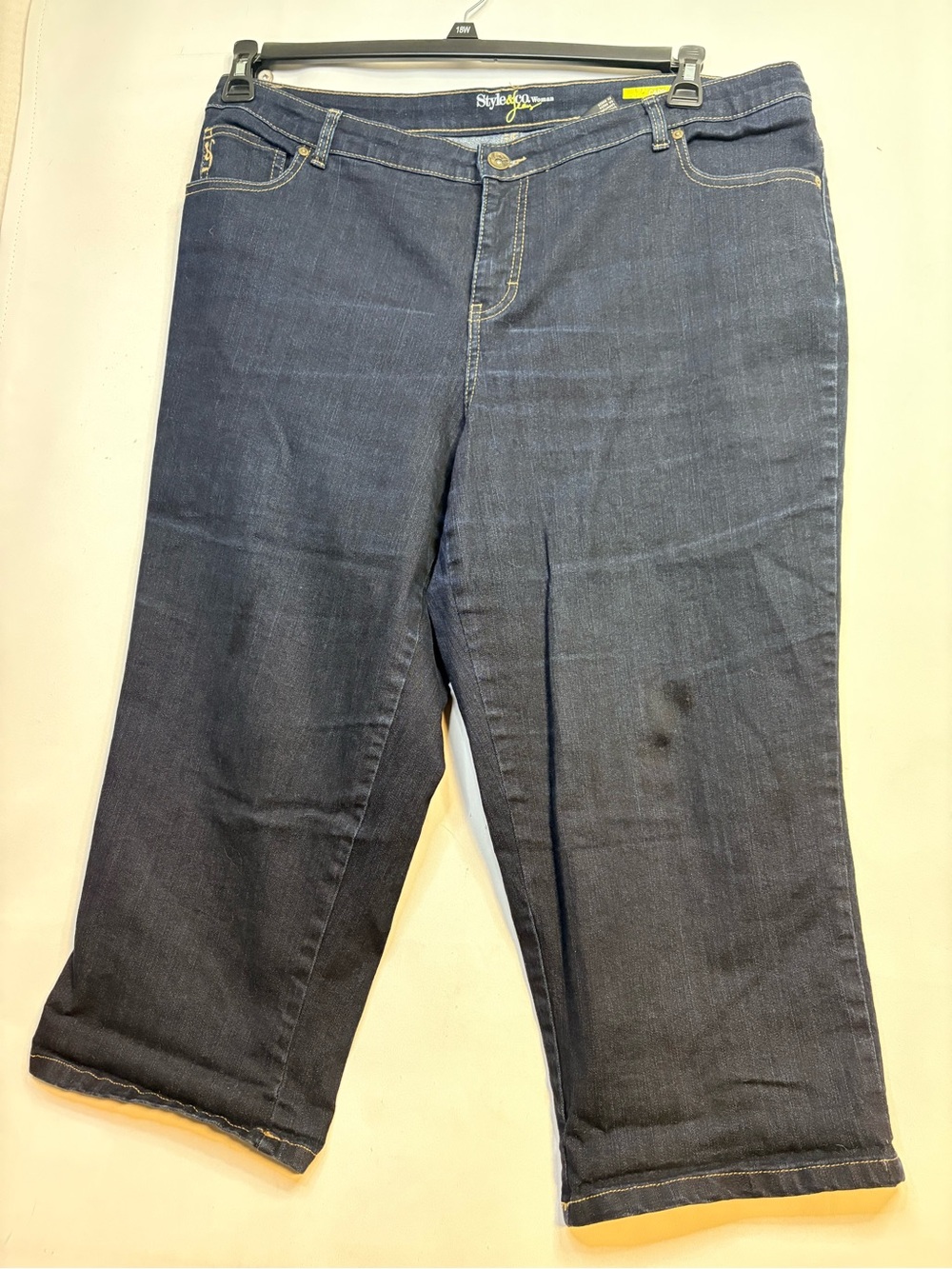 Style & Co. Women's Dark Blue Straight-Leg Capri Jeans Size 18w